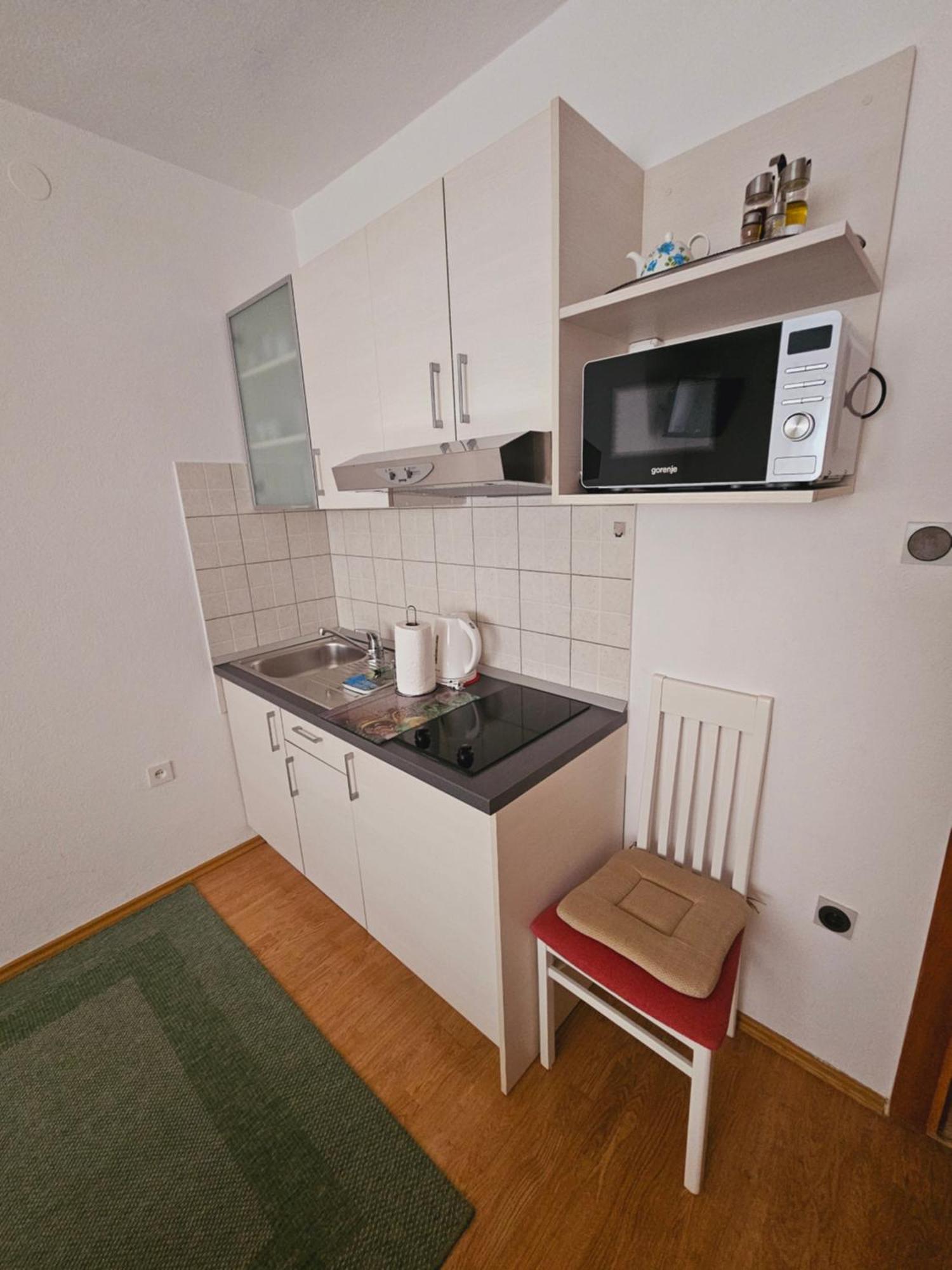 Apartman Lampic With Beautiful Sea View Podgora Zewnętrze zdjęcie