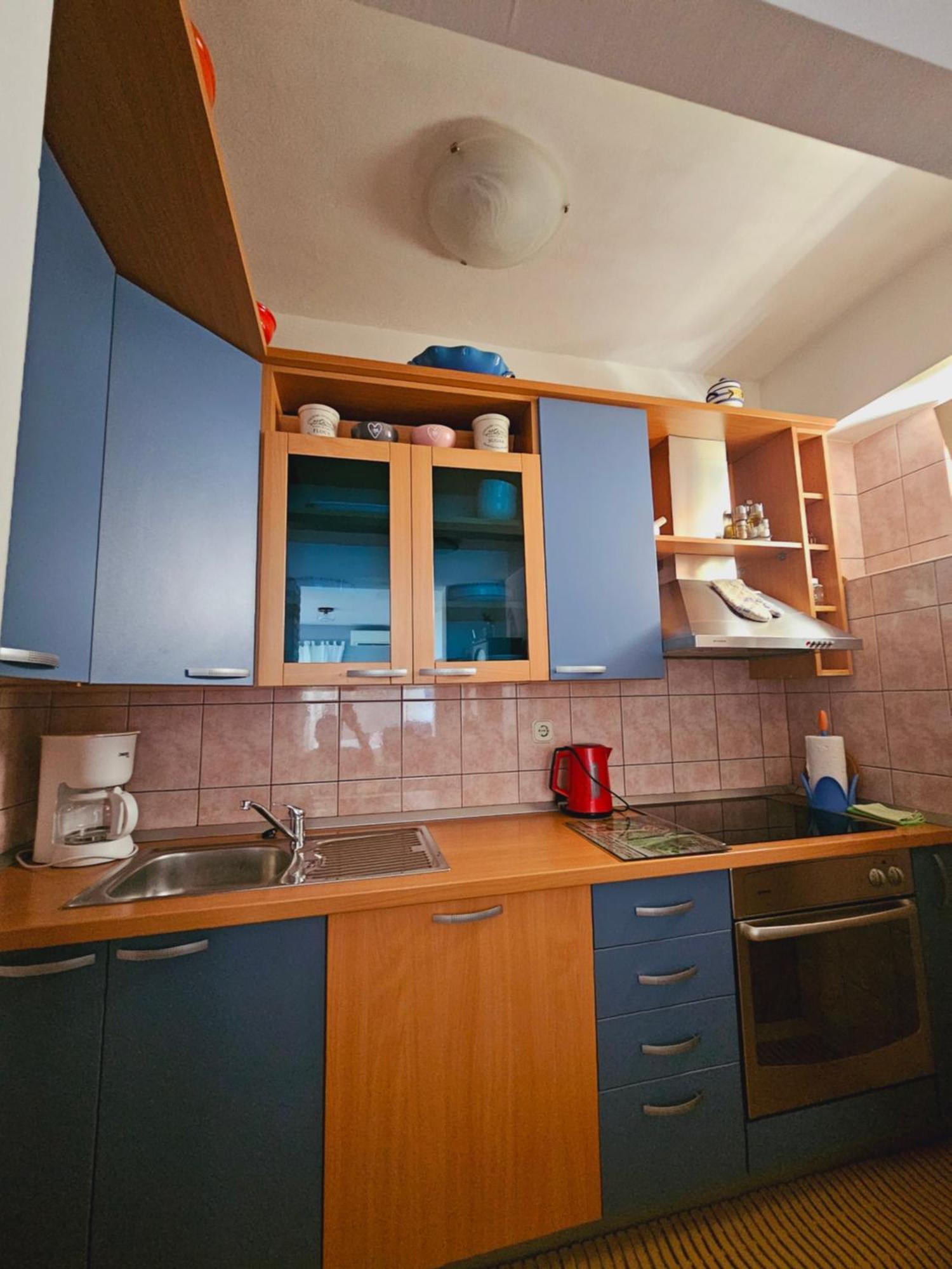 Apartman Lampic With Beautiful Sea View Podgora Zewnętrze zdjęcie